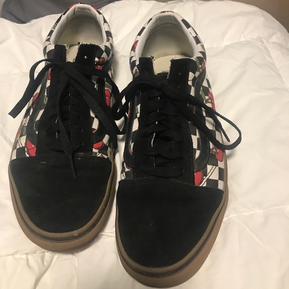 Vans Shoes - Size 9 women’s vans